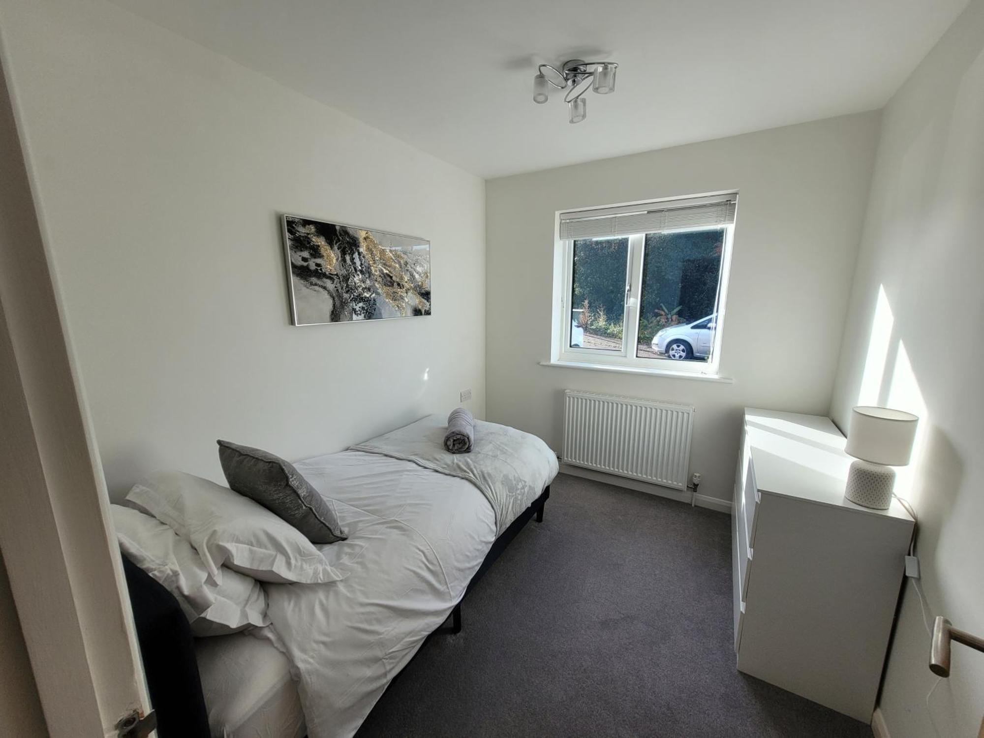Bumblebee Bungalow - With Separate Office And Gaming Space By Catchpole Stays Colchester Exterior photo